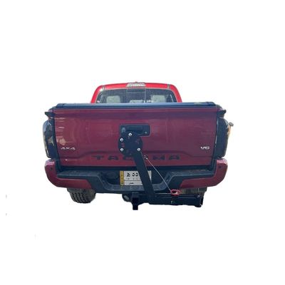 2008-2017 Dodge Ram 1500 Carreador de pneus de reposição com pára-choque de aço e acabamento preto